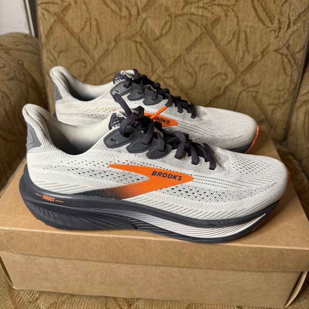 Brooks Ghost 17 Gray Black Orange Running Shoes 1104422E048 Mens Size 8 2E Nice - Picture 4 of 9
